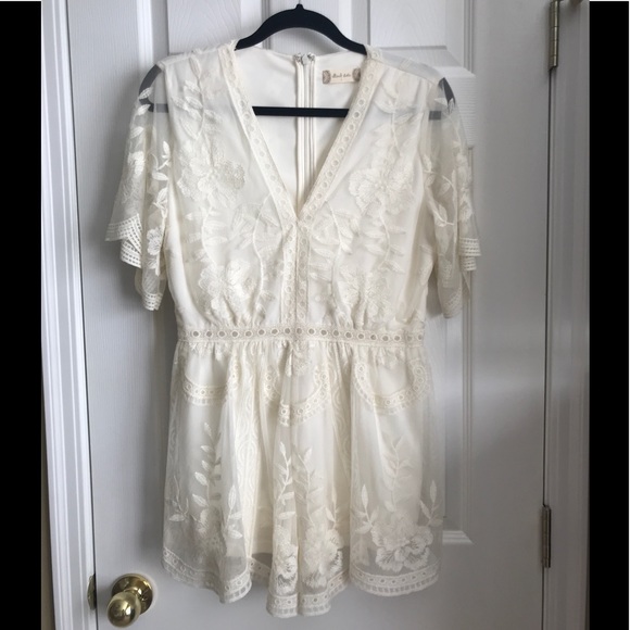 Altar'd State Dresses & Skirts - ✨✨PRICE FIRM ✨Ivory Romper 👑